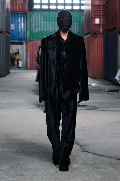 Look 68